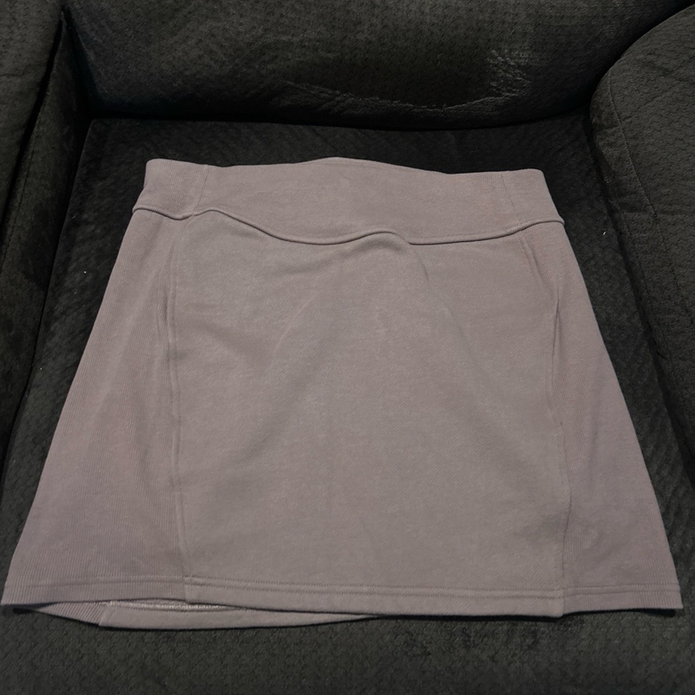 Medium brown Lululemon skirt